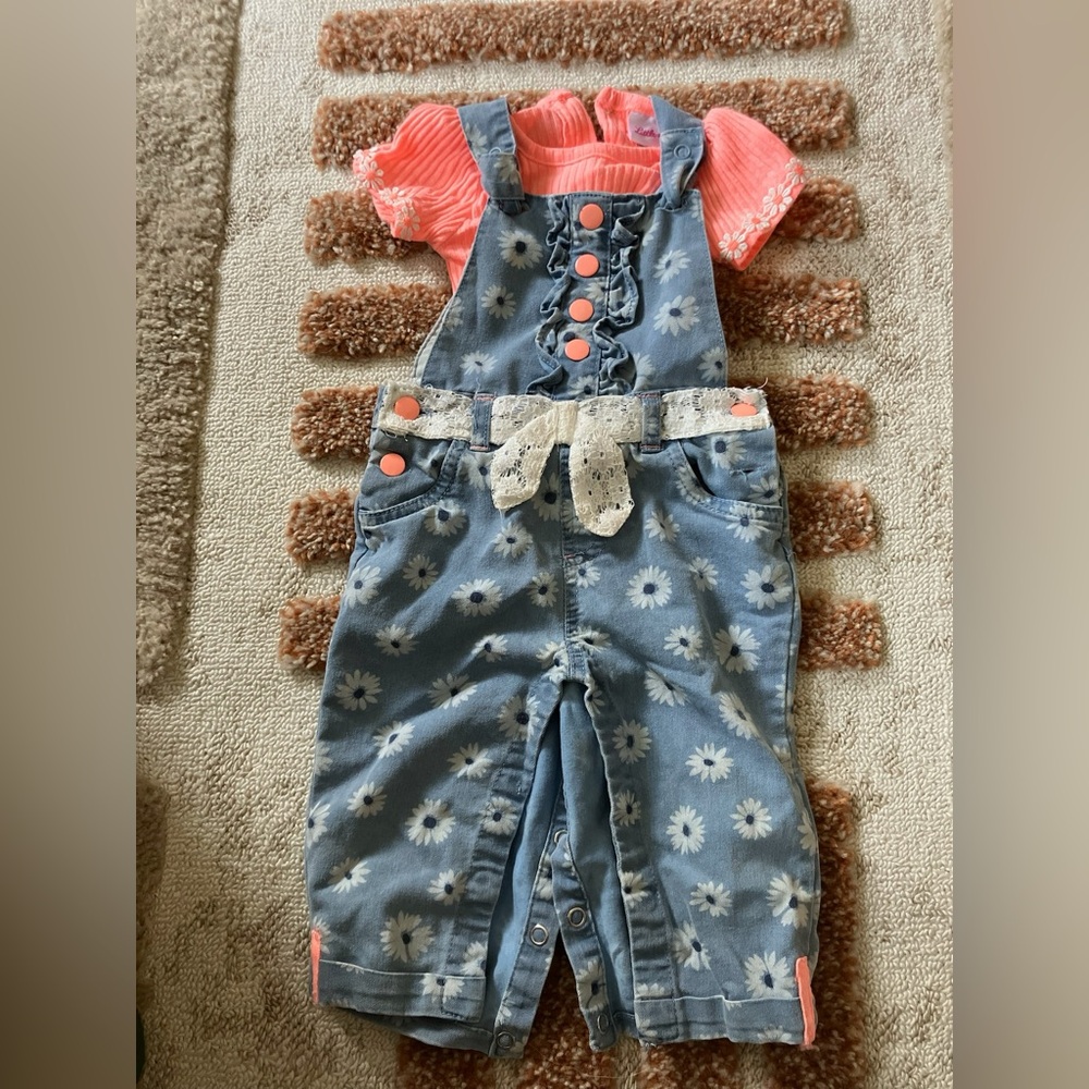 Little Lass 🌸 2 Piece Set Flower Overalls | 12 Months